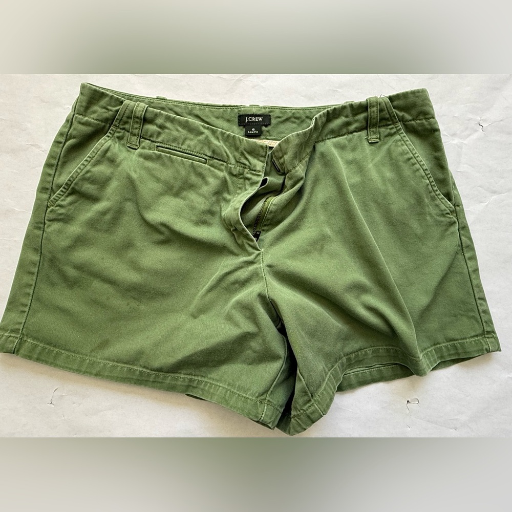 JCrew Low Fit Green Chino Shorts back flap pocket size 10
